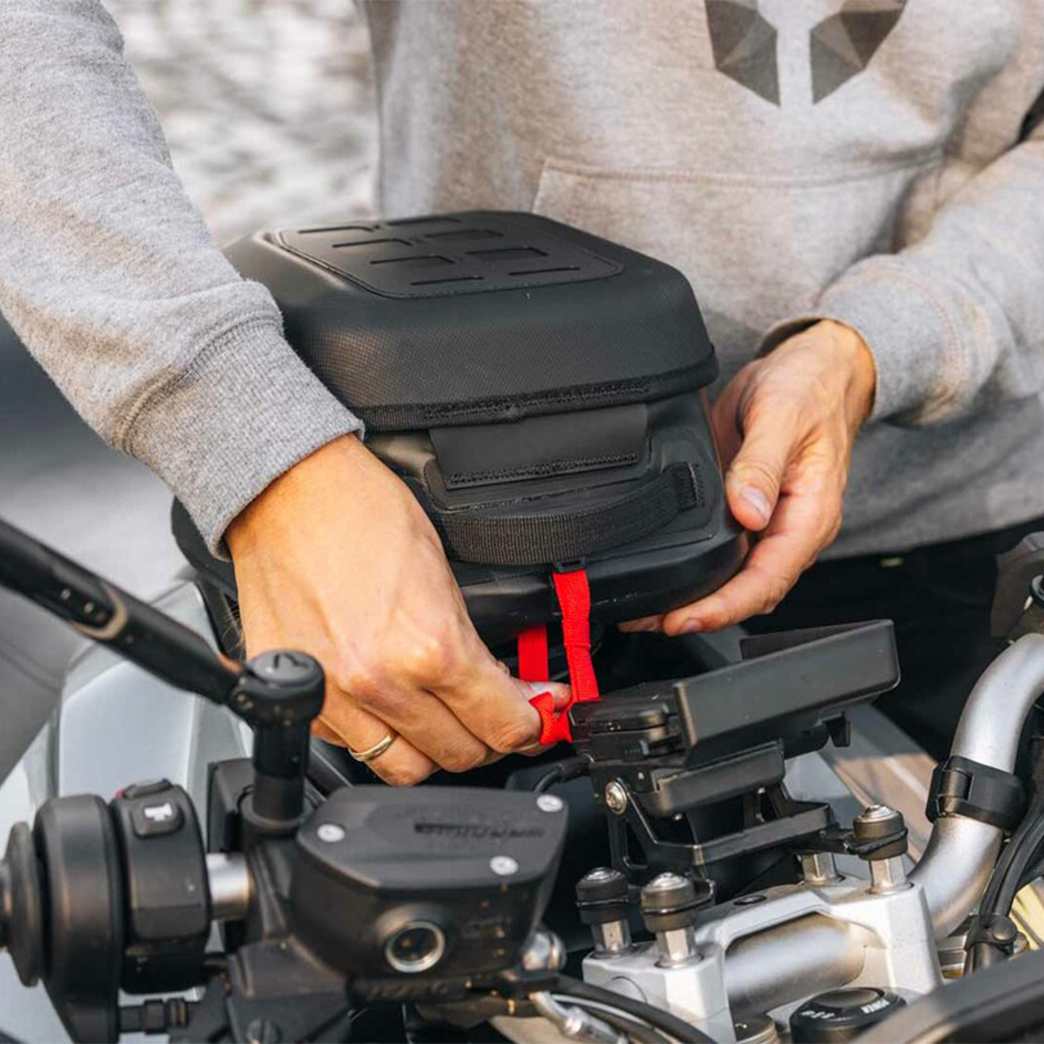 Bc Wpb 00 028 10000 7 Xl